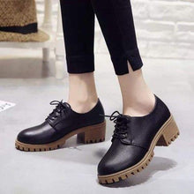 Load image into Gallery viewer, Low Top Black And Brown Women Oxford Boots
